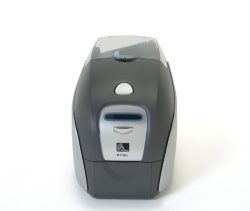 Impresora de Tarjetas plásticas Zebra P110i/P110m